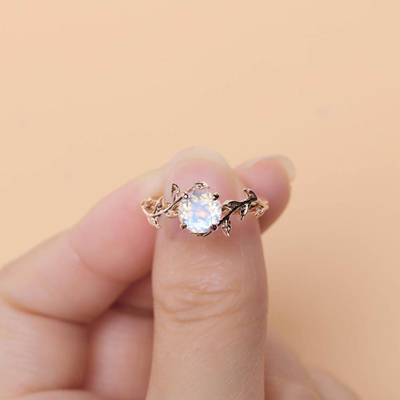 Blatt-Blumen-Rundschnitt 14K Rose Gold Moonstone Wedding Rings
