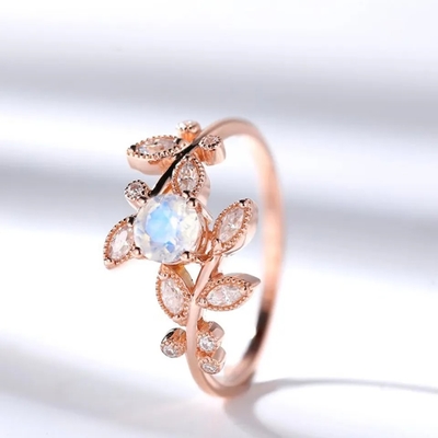 Hohe Qualität 925 Sterling Silver Natural Stone Jewelry facettierte Regenbogen-Moonstone-Blatt-Ring