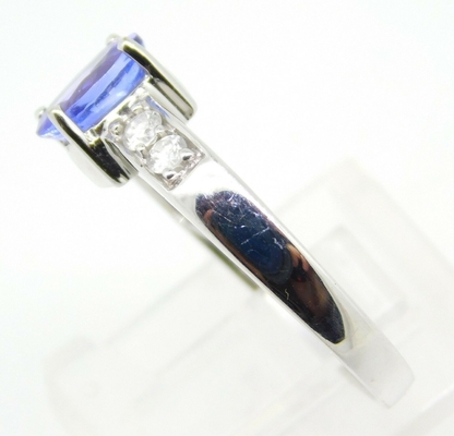 Oval des Weißgold-14k echter natürlicher Tanzanite-Ring mit CZ