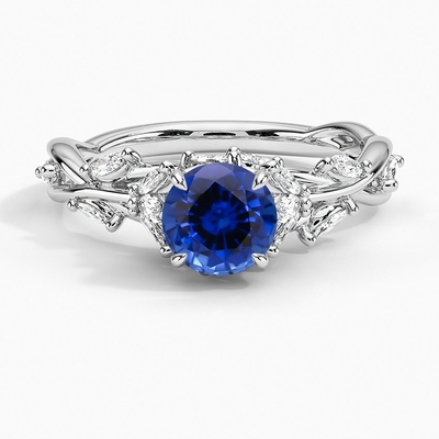 Labor hergestellte Sapphire Capella Three Stone Lab CZ Ring Set mit 9x7mm blaues ovales Labor hergestelltem Saphir