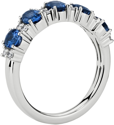 Blaues ovales Labor stellte Saphir und CZ-Fünf-Stein Ring With Silver her