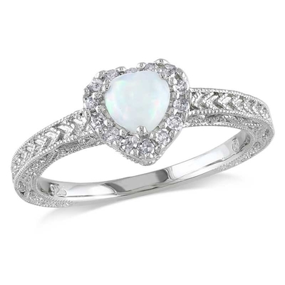 5.0mm Herz-förmiger Opal und 1/8 CT. Rahmen-Ring T.W. CZ in Sterling Silver