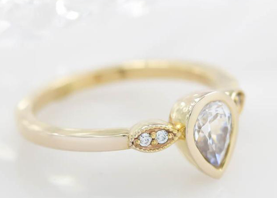 Gold Ring With Zir Conia Monte Napoleone Stellas 9K