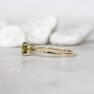 Empfindlicher köstlicher Frauen-Schmuck CZ betont rundes grünes überzogenen Verpflichtungs-Freundschaftsring des Saphir-S925 Gold