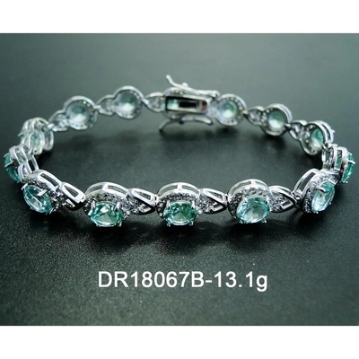 925 Sterling Silver Elegant Women Bracelet pflastern die Einstellung des grünen Spinell-Armbandes