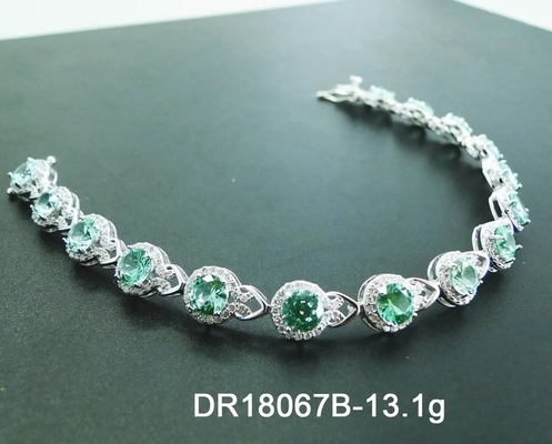925 Sterling Silver Elegant Women Bracelet pflastern die Einstellung des grünen Spinell-Armbandes