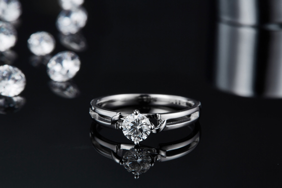 Weißes Quadrat Moissanite und Sapphire Platineve Diamonds Jewelry Women Ring With Silver 1.94CTW
