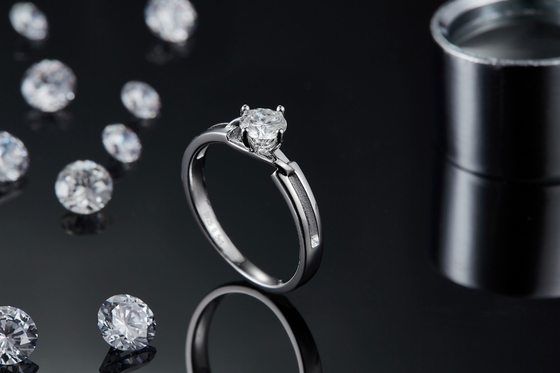 Weißes Quadrat Moissanite und Sapphire Platineve Diamonds Jewelry Women Ring With Silver 1.94CTW