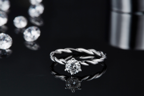 Moissanite-Verpflichtung für Frauen-Ring Set Diamonds And Sapphire-Hochzeits-Band-Weißgold pflastern