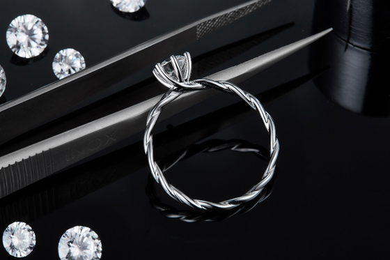 Moissanite-Verpflichtung für Frauen-Ring Set Diamonds And Sapphire-Hochzeits-Band-Weißgold pflastern