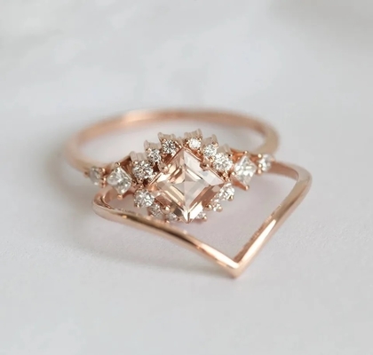 925 Sterling Silver Fascination Pretty Rose das Gold überzog feinen funkelnden Morganite-Halo Ring Set