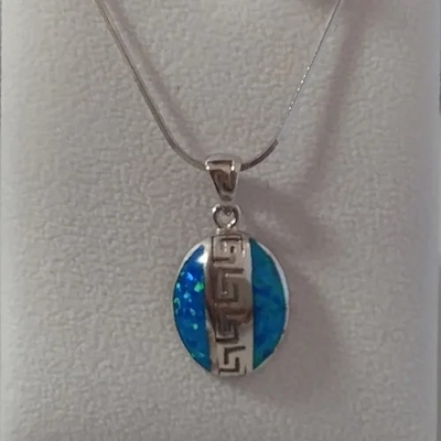 Schlüsselentwurf Meandros Opal Pendant Necklace With 925 Sterling Silver