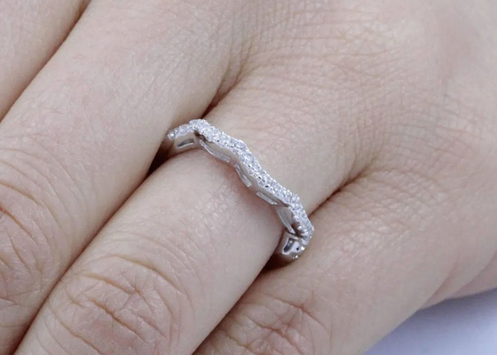 Soem-ODM natürlicher Diamond Wedding Rings, Maß der Halo-Art-Freundschaftsring-6.5mm