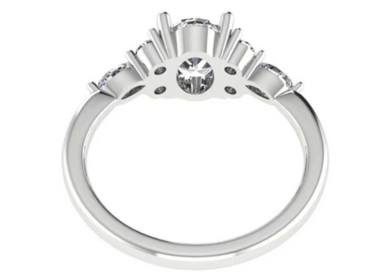Soem ovaler Diamond Engagement Ring, runde Größe des Weißgold-Ringes 7.19x5.15x3.17mm