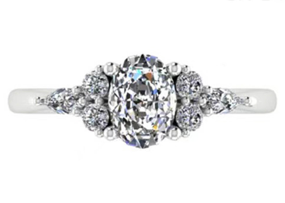 Soem ovaler Diamond Engagement Ring, runde Größe des Weißgold-Ringes 7.19x5.15x3.17mm
