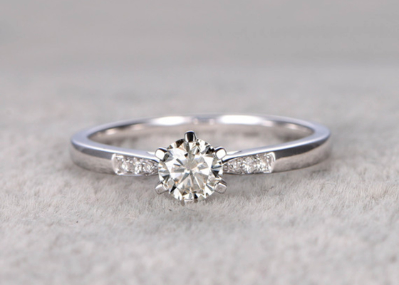 5mm Moissanite wirkliches Diamond Jewellery Ring Weißgold materielles ODM für tägliche Abnutzung
