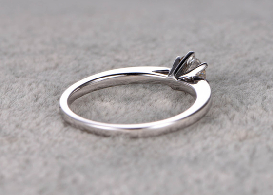5mm Moissanite wirkliches Diamond Jewellery Ring Weißgold materielles ODM für tägliche Abnutzung