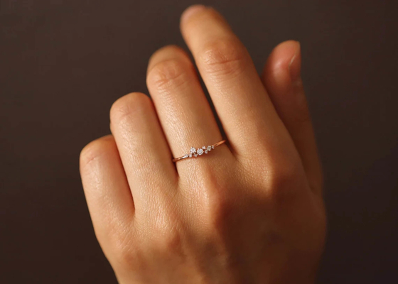 Festes 14K wirkliches Diamond Jewellery Ring Brilliant Cut ODM für Jahrestag