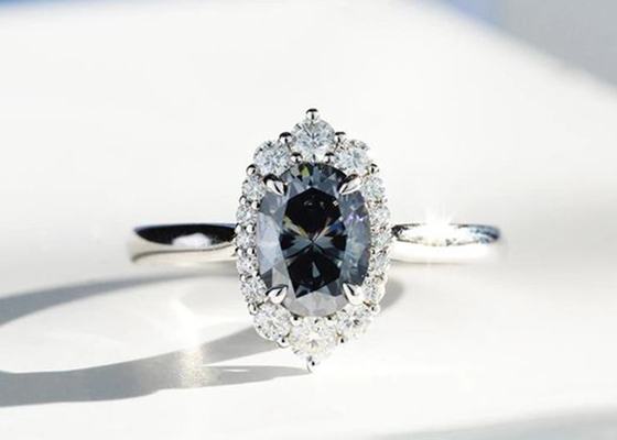 3 Karat ovales Labor gewachsene Größe Farbe 8×10MM Moissanite Ring Dark Grey