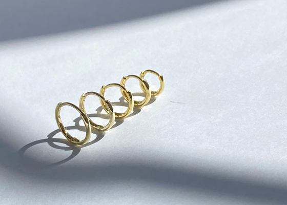 6mm 12mm Gold-9k Huggie-Ohrringe, 10mm Köstlichkeit Huggie-Band-Ohrringe Soem