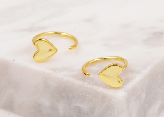 Goldohrring-kleines Herz Huggie-Band-9K formen Dia Inner 8mm äußeres 10.5mm