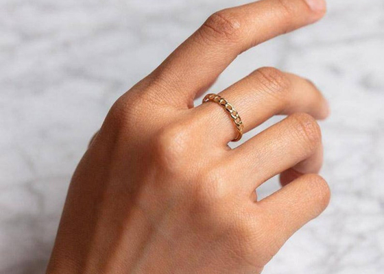 Stapeln Maß-Zinken-der Hand des Gold9k Ring-2.0MM, die Art Soem einstellt